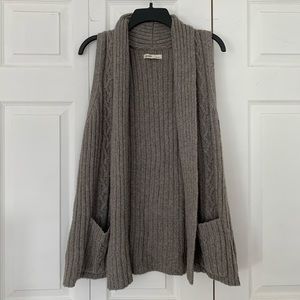 Old Navy Knit Vest